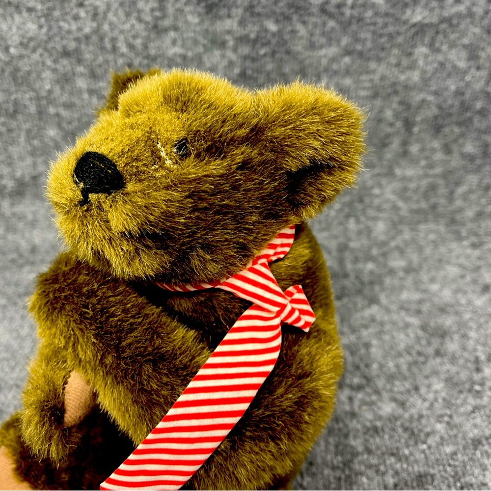 Bearly There Linda Spiegel Artist Bear ZEKE Jointed Teddy Bear Tie Black Eyes